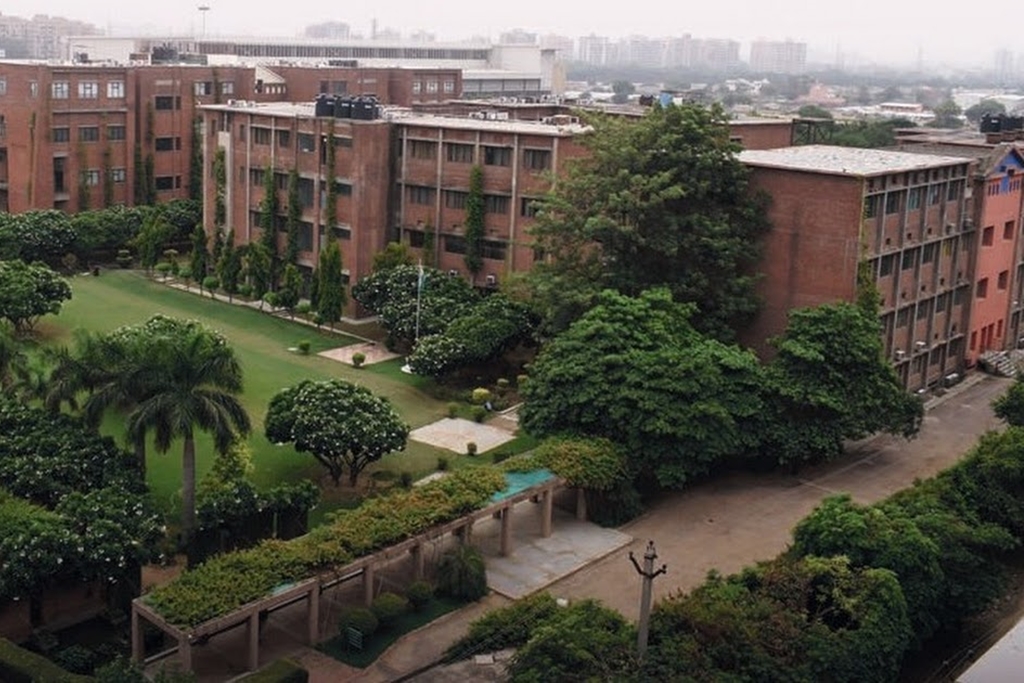IILM University